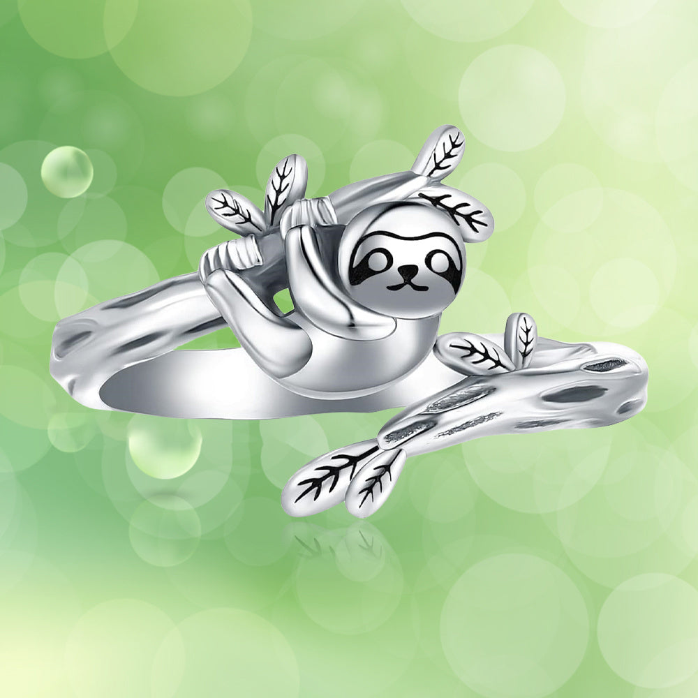 Sloth on a Branch Ring